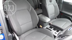 Ford Focus 4 1.0 Ti-VCT EcoBoost 12V 125 Épave (2019, Bleu)