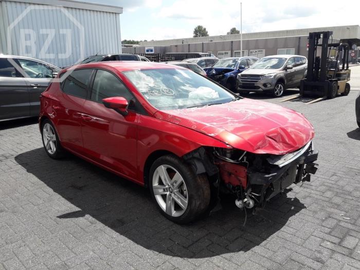 Seat Leon Épave (2020, Métallisé, Rouge)