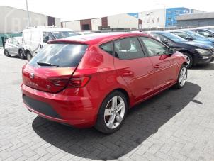 Seat Leon Épave (2020, Métallisé, Rouge)