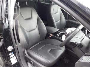 Ford Mondeo V 1.5 EcoBoost 16V Épave (2016, Noir)