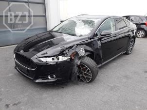 Ford Mondeo V 1.5 EcoBoost 16V Épave (2016, Noir)