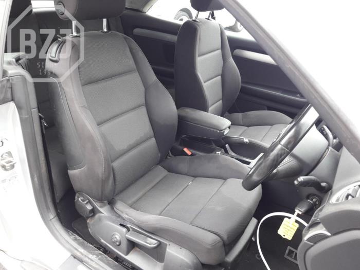 Audi A4 Cabrio 1.8 T 20V Épave (2008, Argenté)