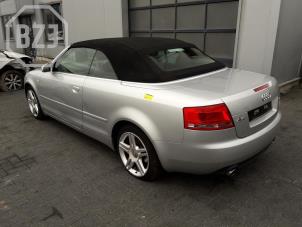 Audi A4 Cabrio 1.8 T 20V Épave (2008, Argenté)