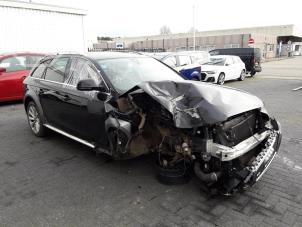 Audi A4 Allroad Quattro 2.0 TDI 16V Épave (2014, Métallisé, Noir)