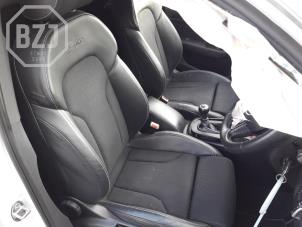 Audi Q3 2.0 TDI 16V 150 Quattro Samochód złomowany (2015, Bialy)