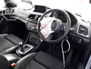 Audi Q3 2.0 TDI 16V 150 Quattro Samochód złomowany (2015, Bialy)
