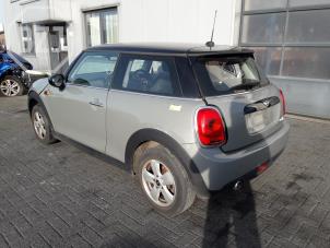 Mini Mini 1.5 12V Cooper D Épave (2018, Métallisé, Gris)
