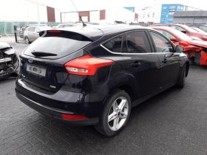 Ford Focus 3 1.0 Ti-VCT EcoBoost 12V 100 Épave (2016, Métallisé, Noir)