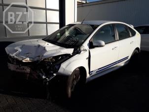 Ford Focus 2 2.5 20V ST Épave (2010, Blanc)