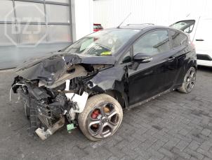 Ford Fiesta 6 1.6 ST 16V Épave (2017, Métallisé, Noir)