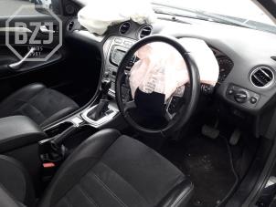 Ford Mondeo IV 2.3 16V Épave (2009, Métallisé, Noir)
