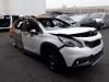 Peugeot 2008 1.2 12V e-THP PureTech 110 Vehículo de desguace (2020, Metálico, Blanco)