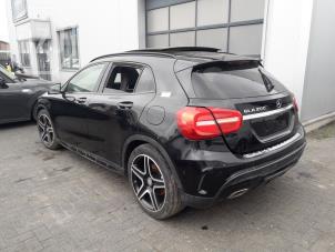 Mercedes GLA 2.2 200 CDI, d 16V Épave (2016, Métallisé, Noir)