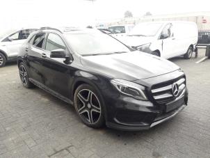 Mercedes GLA 2.2 200 CDI, d 16V Épave (2016, Métallisé, Noir)
