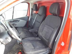 Renault Trafic 1.6 dCi 95 Épave (2019, Rouge)