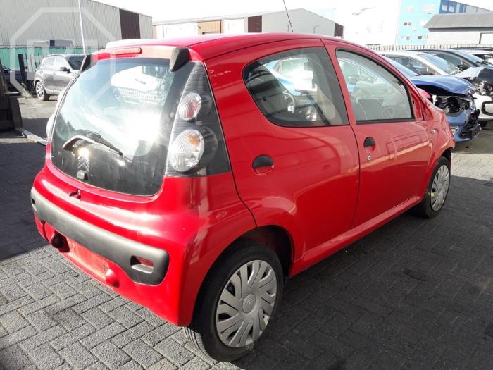 Citroen C1 1.0 12V Samochód złomowany (2006, Czerwony)