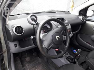 Citroen C1 1.0 12V Épave (2010, Métallisé, Vert)