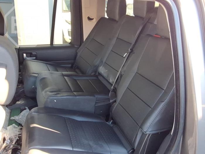 Landrover Discovery III 2.7 TD V6 Épave (2009, Métallisé, Gris)