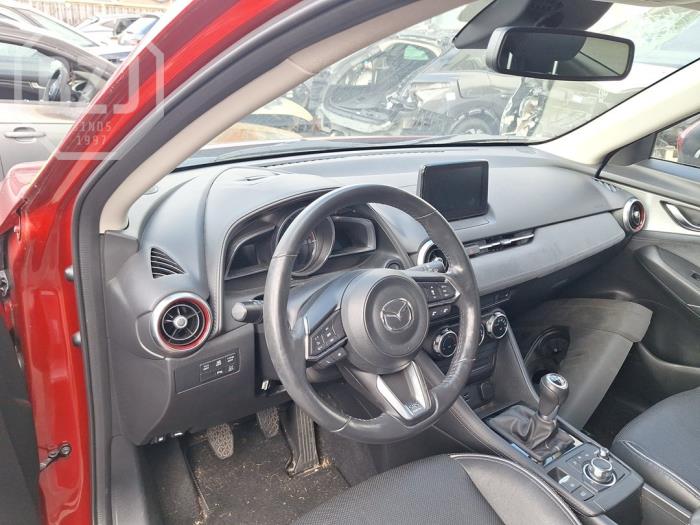 Mazda CX-3 2.0 SkyActiv-G 121 Vehículo de desguace (2018, Metálico, Rojo)