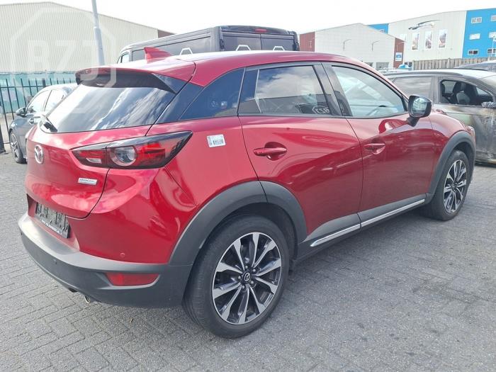 Mazda CX-3 2.0 SkyActiv-G 121 Vehículo de desguace (2018, Metálico, Rojo)