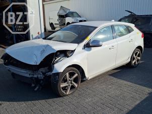 Volvo V40 1.6 T2 GTDi 16V  (Épave)