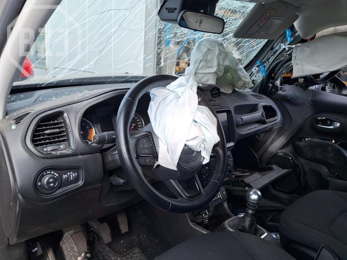 Jeep Renegade 1.0 GSE T3 12V Épave (2021, Gris)
