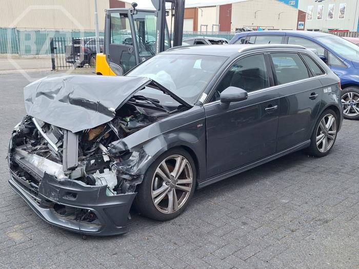 Audi A3 Sportback 2.0 TDI 16V  (Épave)