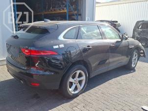 Jaguar F-Pace 2.0 Turbo 16V AWD Vehículo de desguace (2019, Negro)
