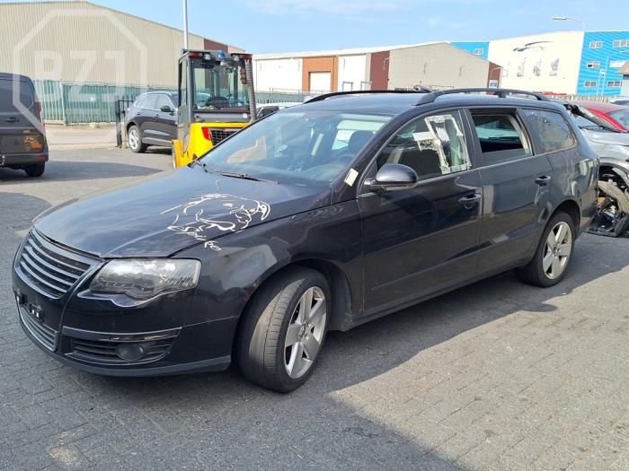 Volkswagen Passat Variant 2.0 TDI 140  (Épave)
