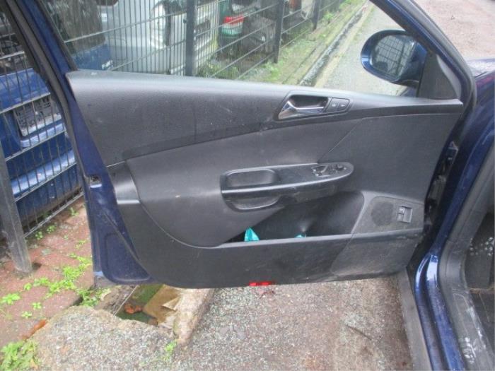 Volkswagen Passat Variant 2.0 TDI 140 Skrotfordon (2006, BLAUW)