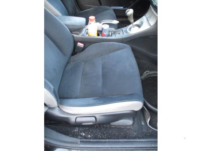 Honda Civic 1.4 i-Dsi Salvage vehicle (2006, Black)