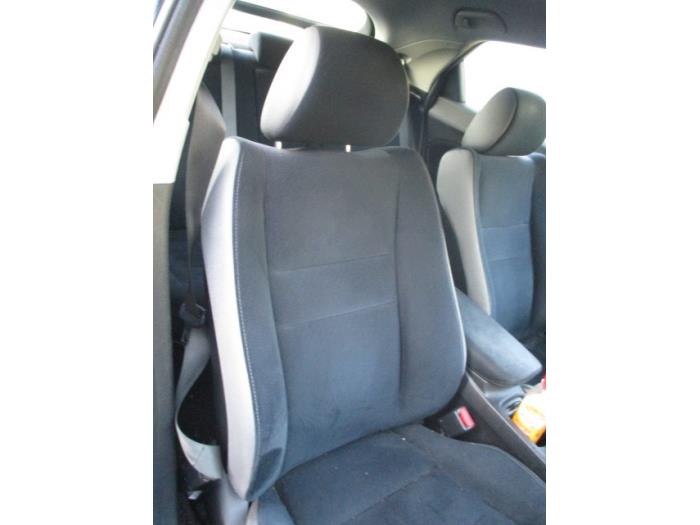 Honda Civic 1.4 i-Dsi Salvage vehicle (2006, Black)