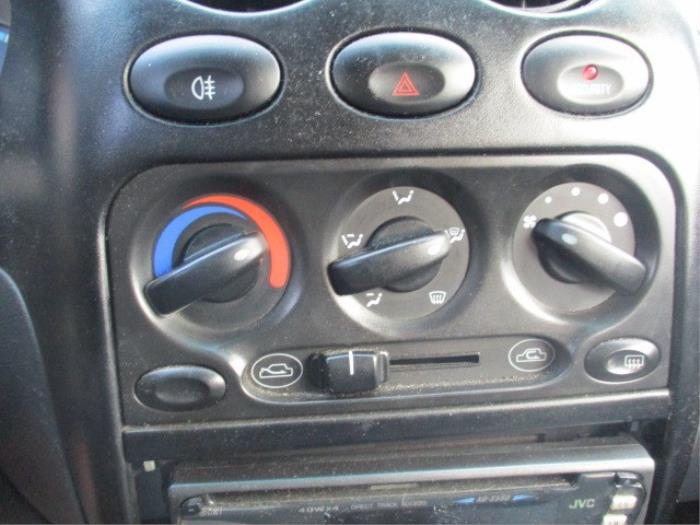 Chevrolet Matiz 0.8 S,SE Schrottauto (2001, Rot)