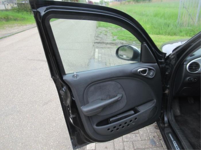 Chrysler PT Cruiser 2.2 CRD 16V Épave (2005, Noir)