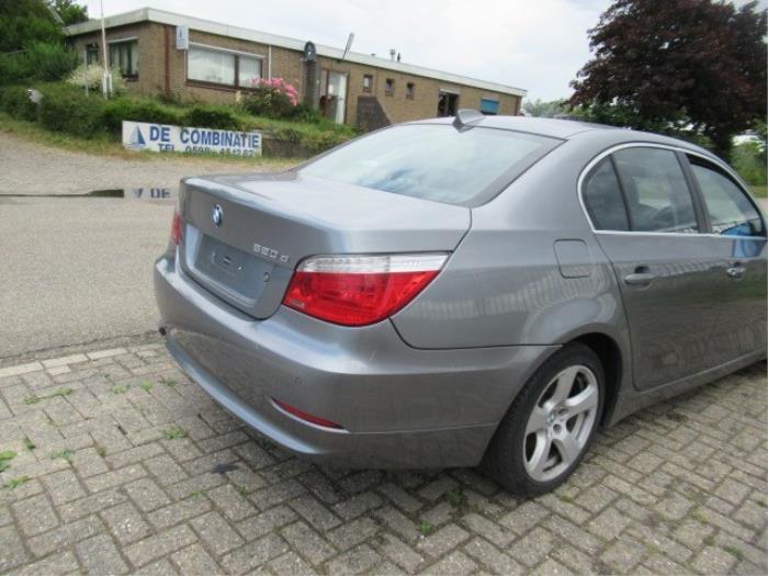 BMW 5 serie 520d 16V Edition Fleet Vehículo de desguace (2009, Gris)