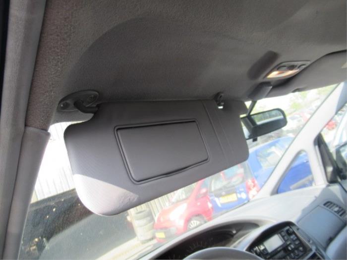 Toyota Previa 2.0 D-4D 16V Épave (2001, Bleu)