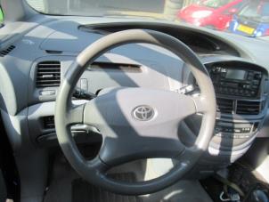Toyota Previa 2.0 D-4D 16V Épave (2001, Bleu)