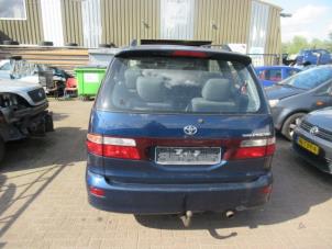Toyota Previa 2.0 D-4D 16V Épave (2001, Bleu)