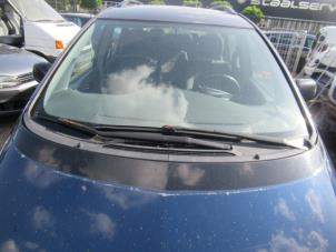 Toyota Previa 2.0 D-4D 16V Épave (2001, Bleu)