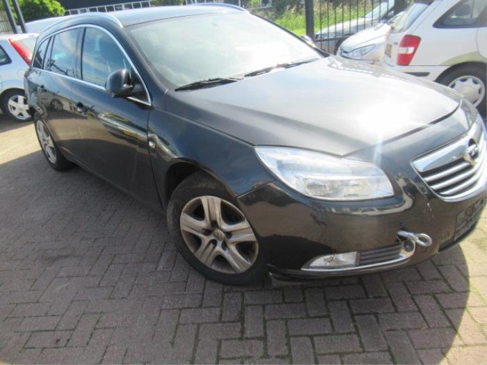 Opel Insignia Sports Tourer 2.0 CDTI 16V 160 Ecotec Épave (2013, Noir)