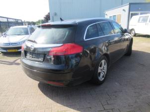 Opel Insignia Sports Tourer 2.0 CDTI 16V 160 Ecotec Épave (2013, Noir)