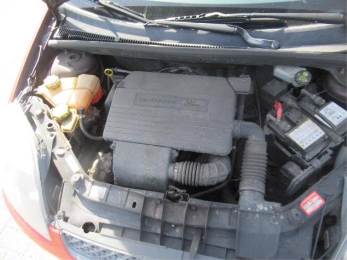 Ford Fiesta 5 1.3 Samochód złomowany (2007, Jasny, Brazowy, Jasny)