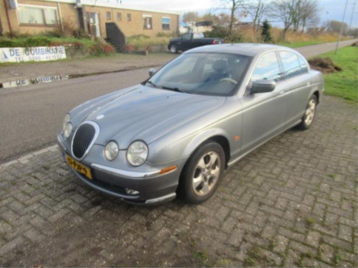 Jaguar S-type 3.0 V6 24V Épave (2001, Gris)