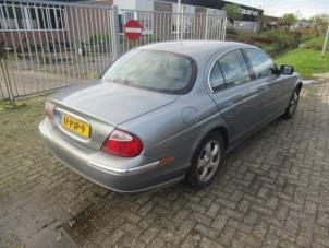 Jaguar S-type 3.0 V6 24V Épave (2001, Gris)
