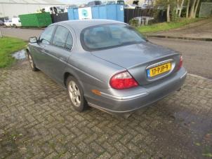 Jaguar S-type 3.0 V6 24V Épave (2001, Gris)