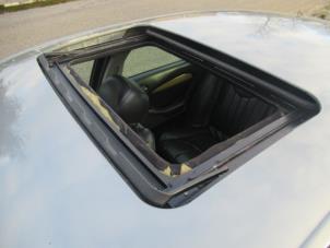 Jaguar S-type 3.0 V6 24V Épave (2001, Gris)