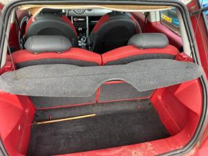 BMW Mini 1.6 16V Cooper Samochód złomowany (2001, Czerwony)