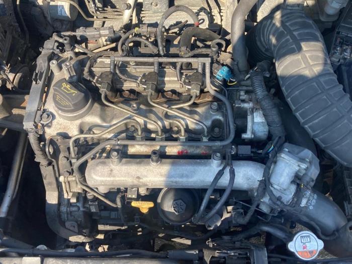 Kia Rio III 1.1 CRDi VGT 12V Épave (2012, Noir)