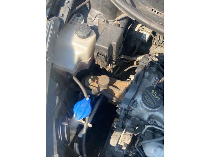 Kia Rio III 1.1 CRDi VGT 12V Épave (2012, Noir)