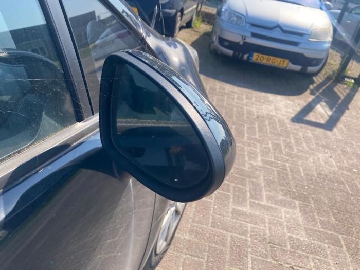 Kia Rio III 1.1 CRDi VGT 12V Épave (2012, Noir)
